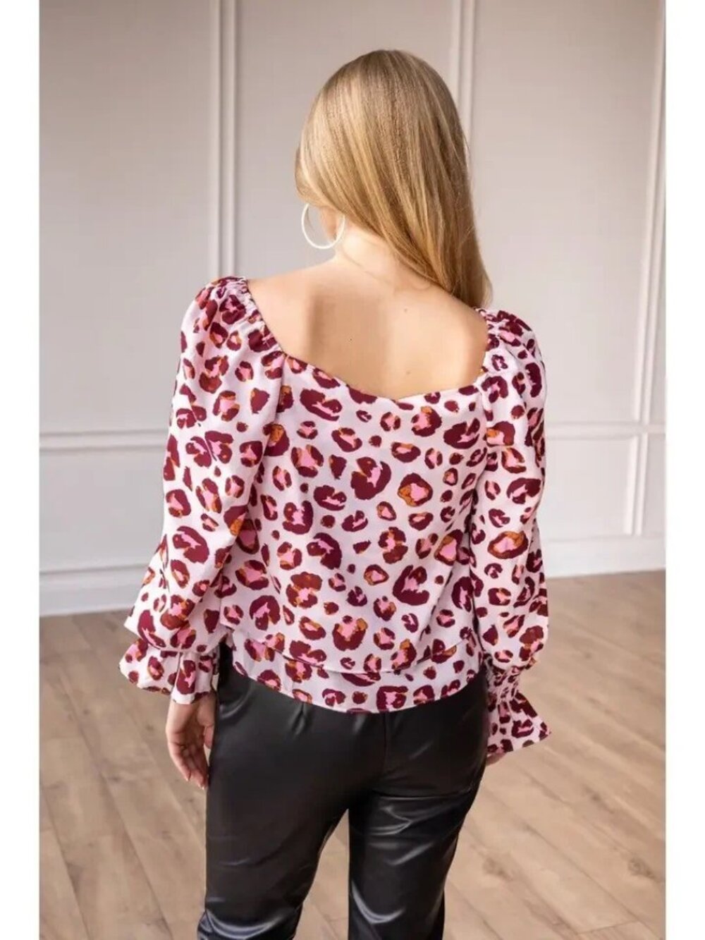 Off shoulder Top - Picture 4 of 4
